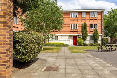 1 bed studio, Flodden Road, Camberwell, London, SE59LH - Image 1